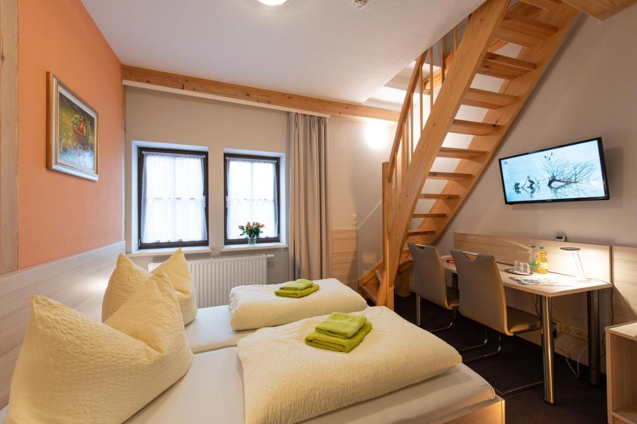 Pension-Cafe-Libelle Elxleben bei Arnstadt Екстериор снимка